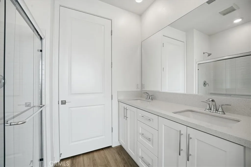 9331 Via Azul, Pico Rivera, California 90660 home-pic-15